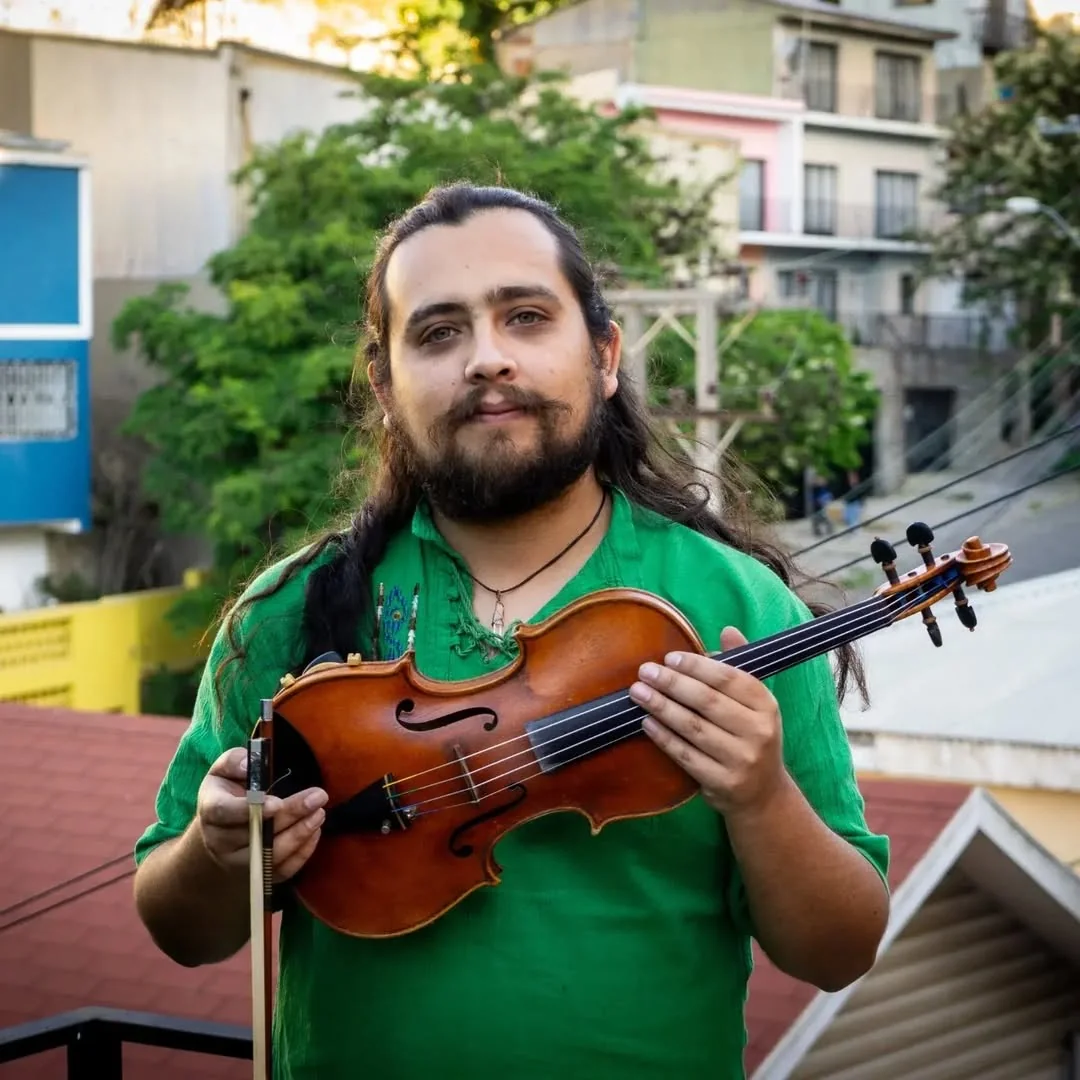 Luciano Ilabaca Violin V